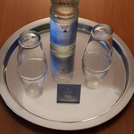 Airport Hotel One Aparthotel Sylt Екстер'єр фото