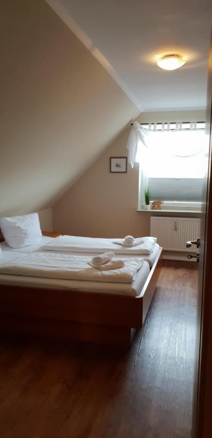 Airport Hotel One Aparthotel Sylt Екстер'єр фото
